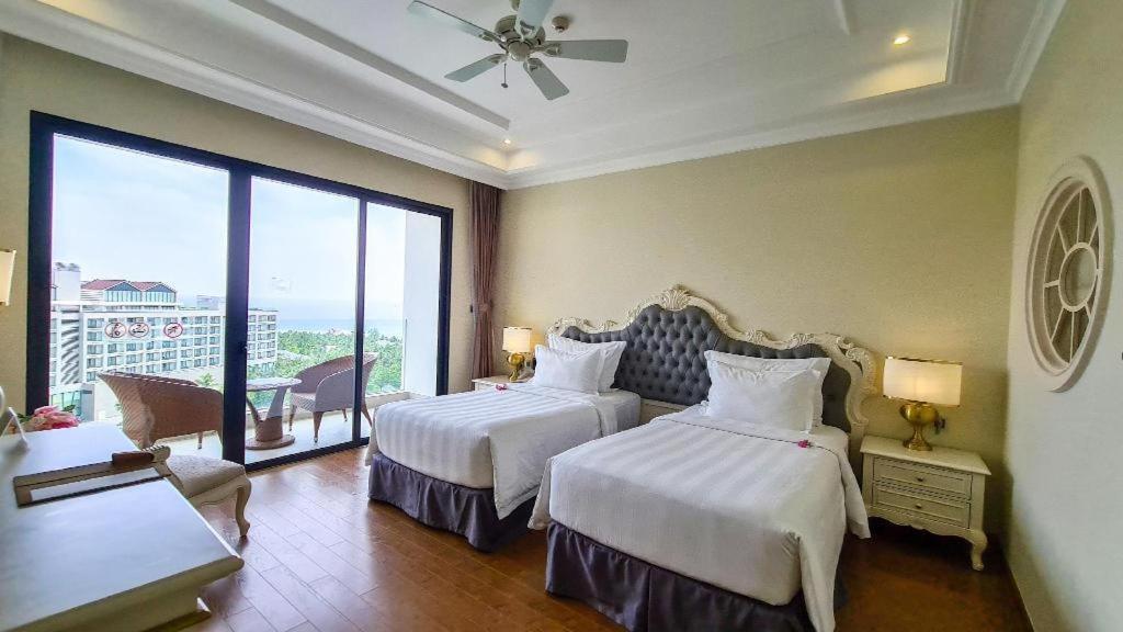 Vinoasis Phu Quoc Hotel Bien Hoa Exterior photo